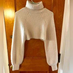 White crop sweater